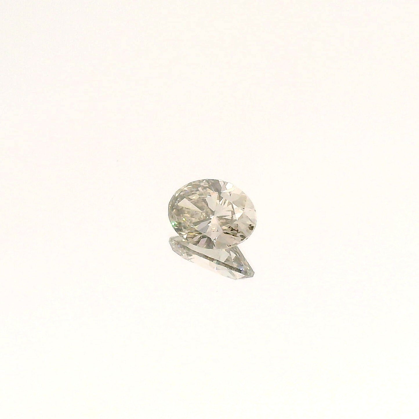 1.00 Carat Oval Cut Fancy Silver