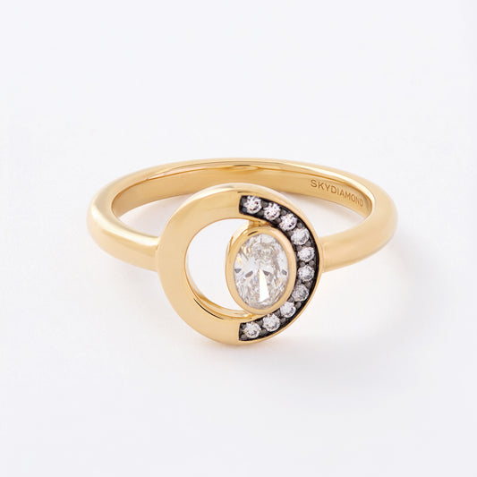 Crescent Ring 0.34ct in Yellow Gold