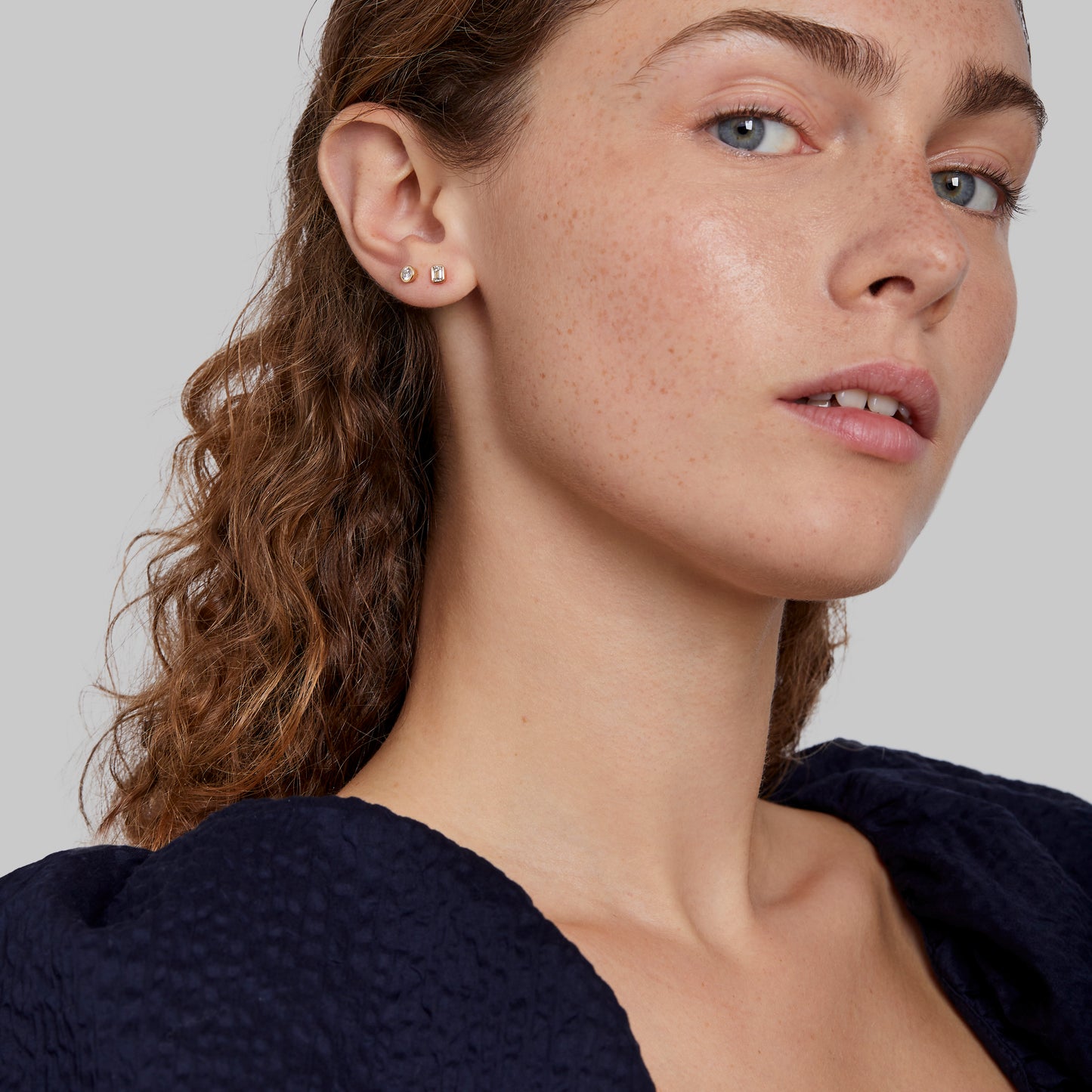 Rae Round 1.40cts GVVS1 Studs in Platinum