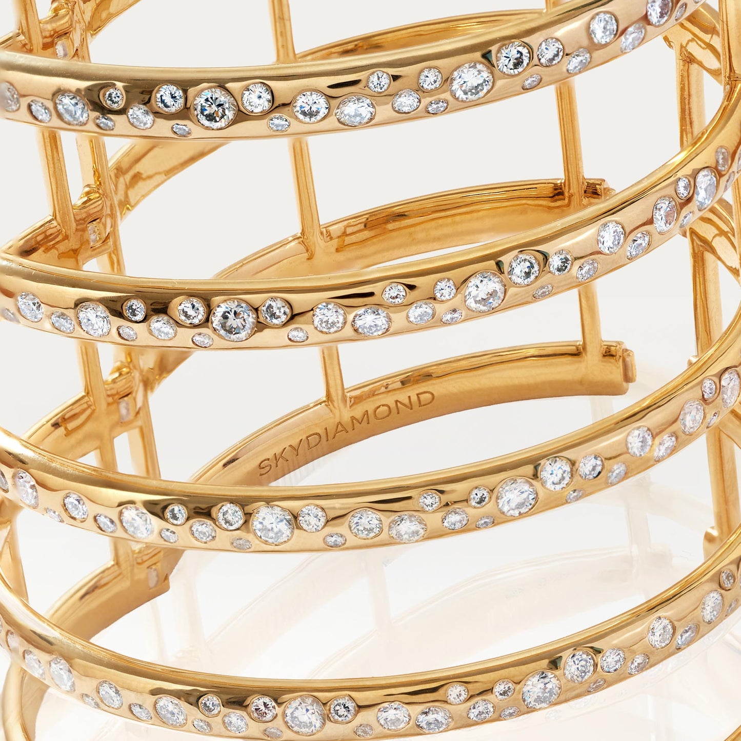 Hera Cuffs 18ct Yellow Gold