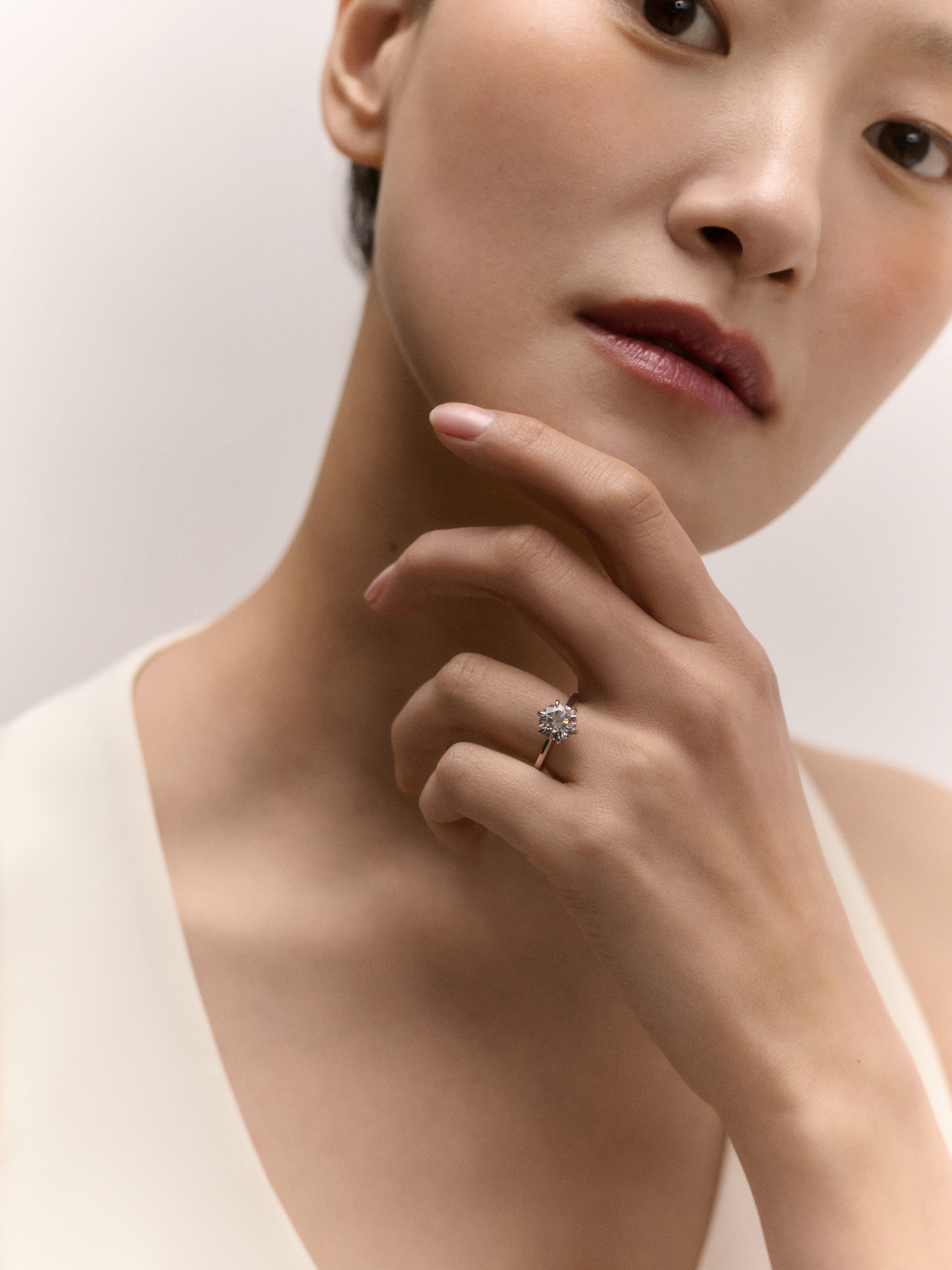 Design Your Custom Engagement Ring | Skydiamond Ring Builder
