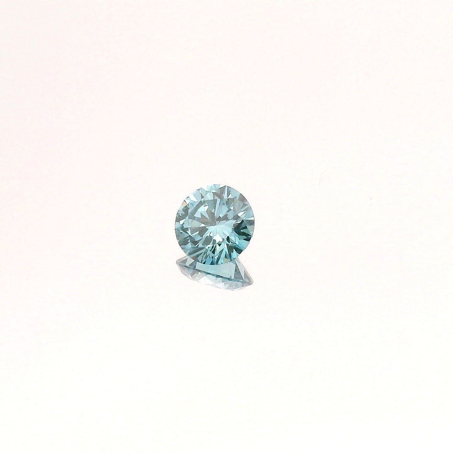 0.78 Carat Round Cut Fancy Blue