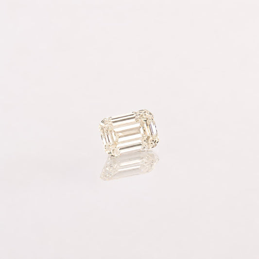 0.51ct White Emerald Skydiamond