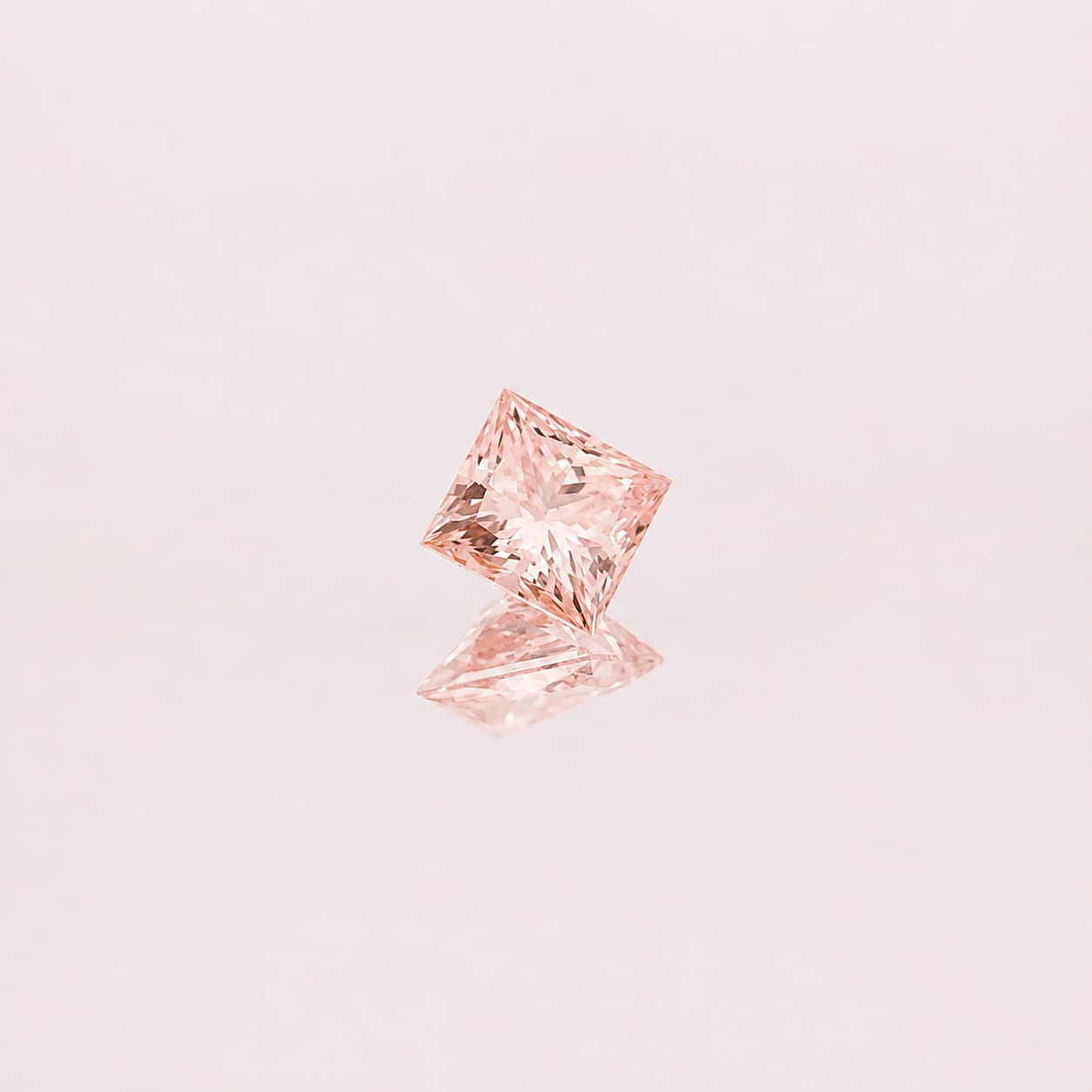 1.01ct Pink Princess Skydiamond