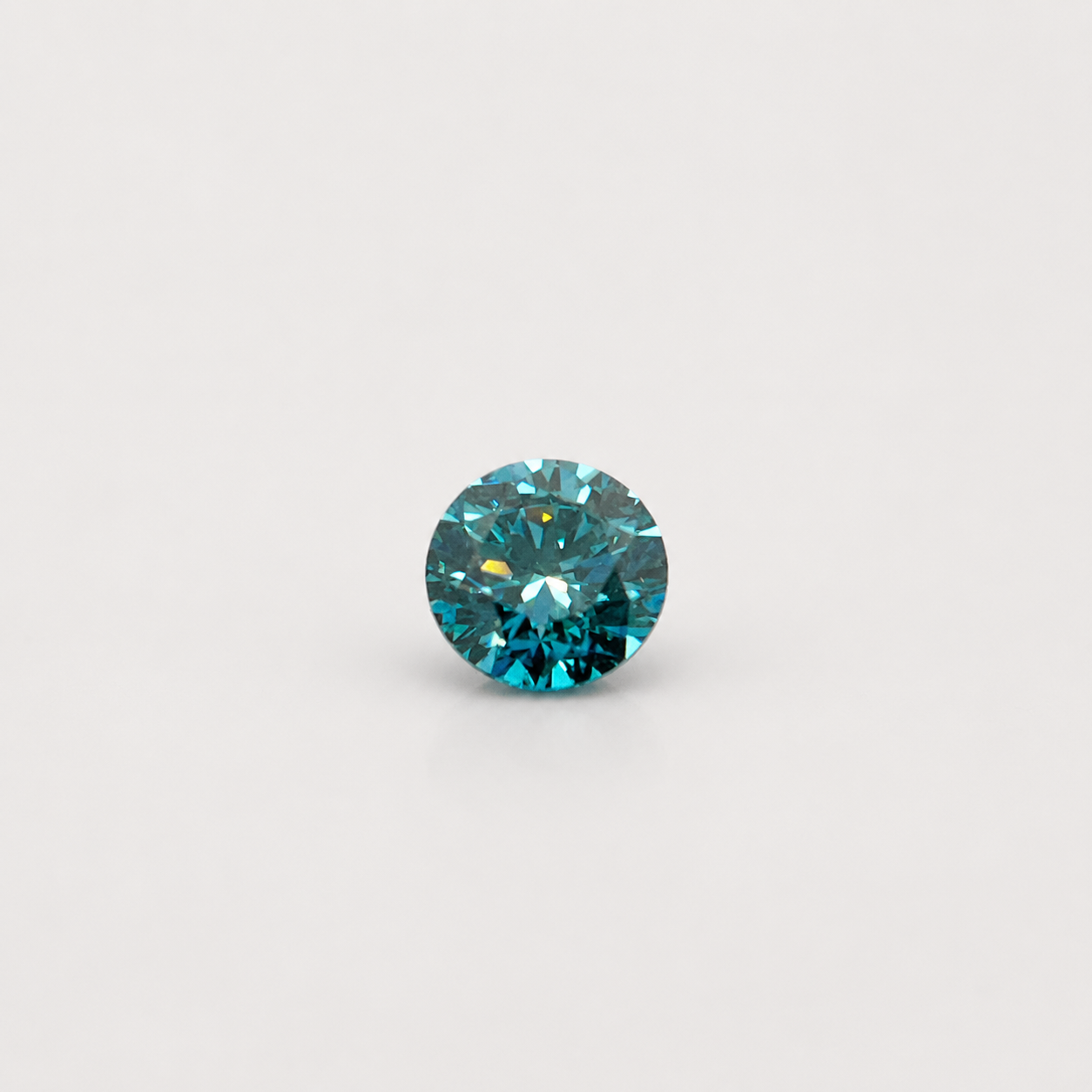1.00ct Blue Round Brilliant Skydiamond