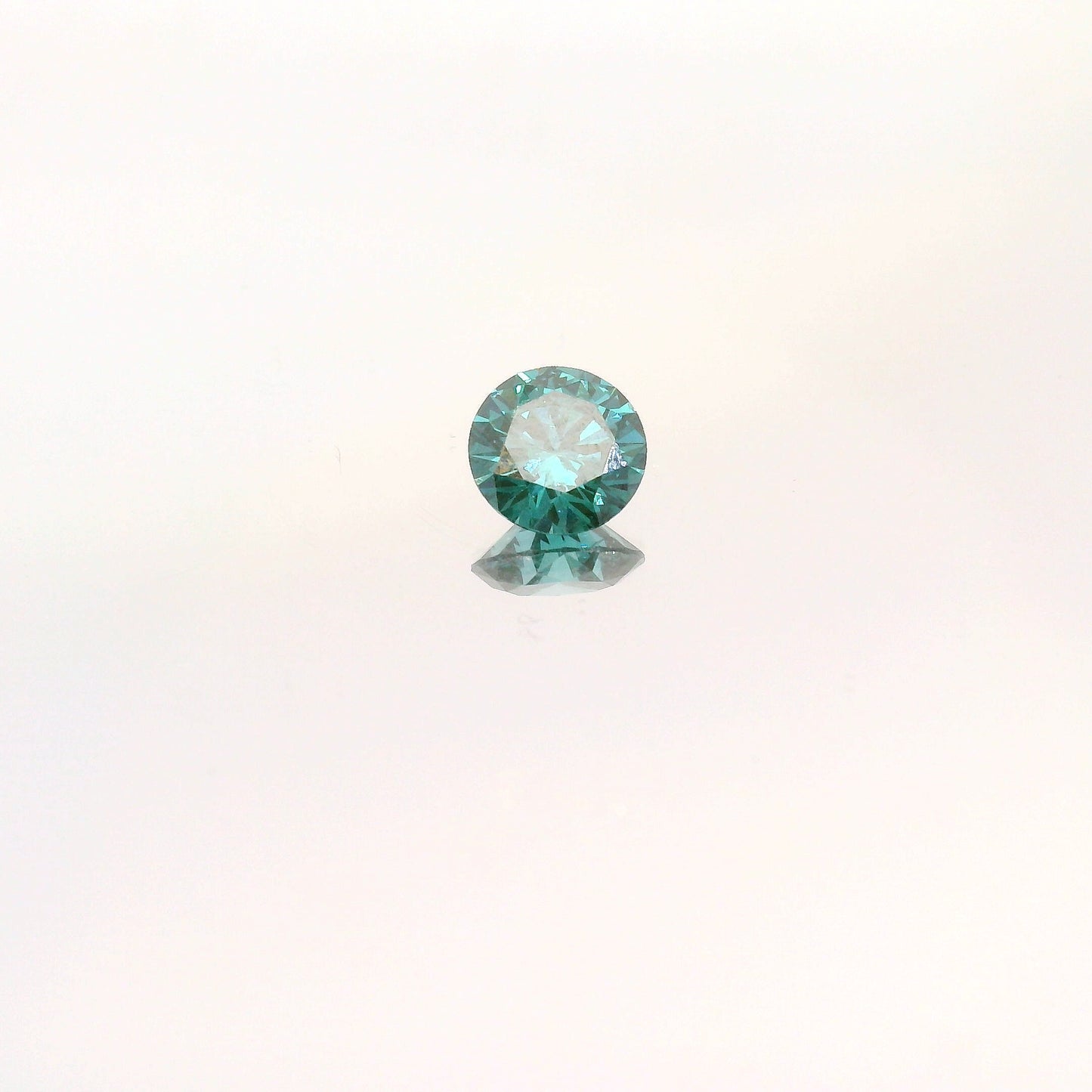 1.00ct Teal Round Brilliant Skydiamond