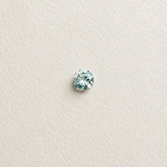 0.88ct Blue Round Brilliant Skydiamond
