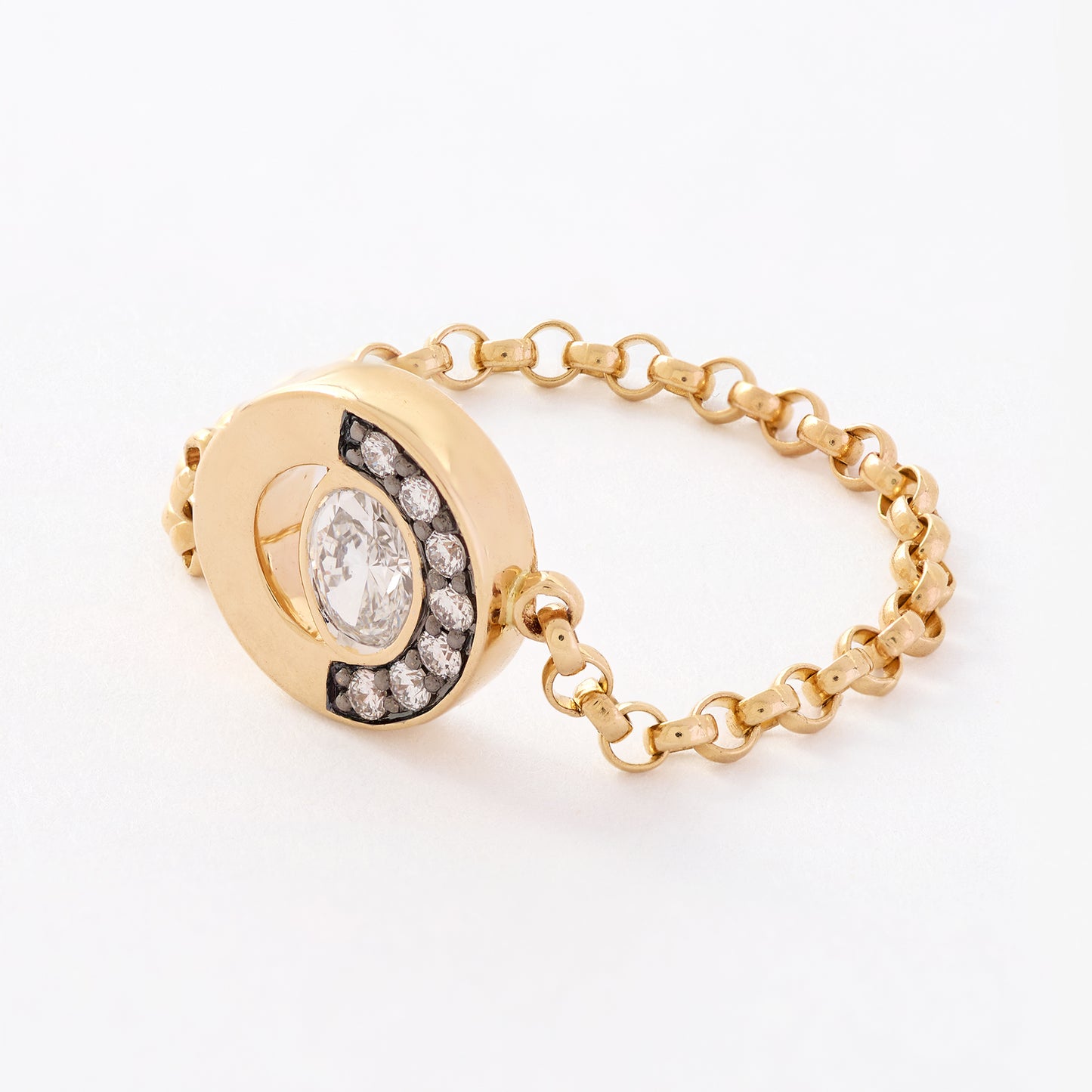 Crescent Chain Ring 0.21ct in Yellow Gold