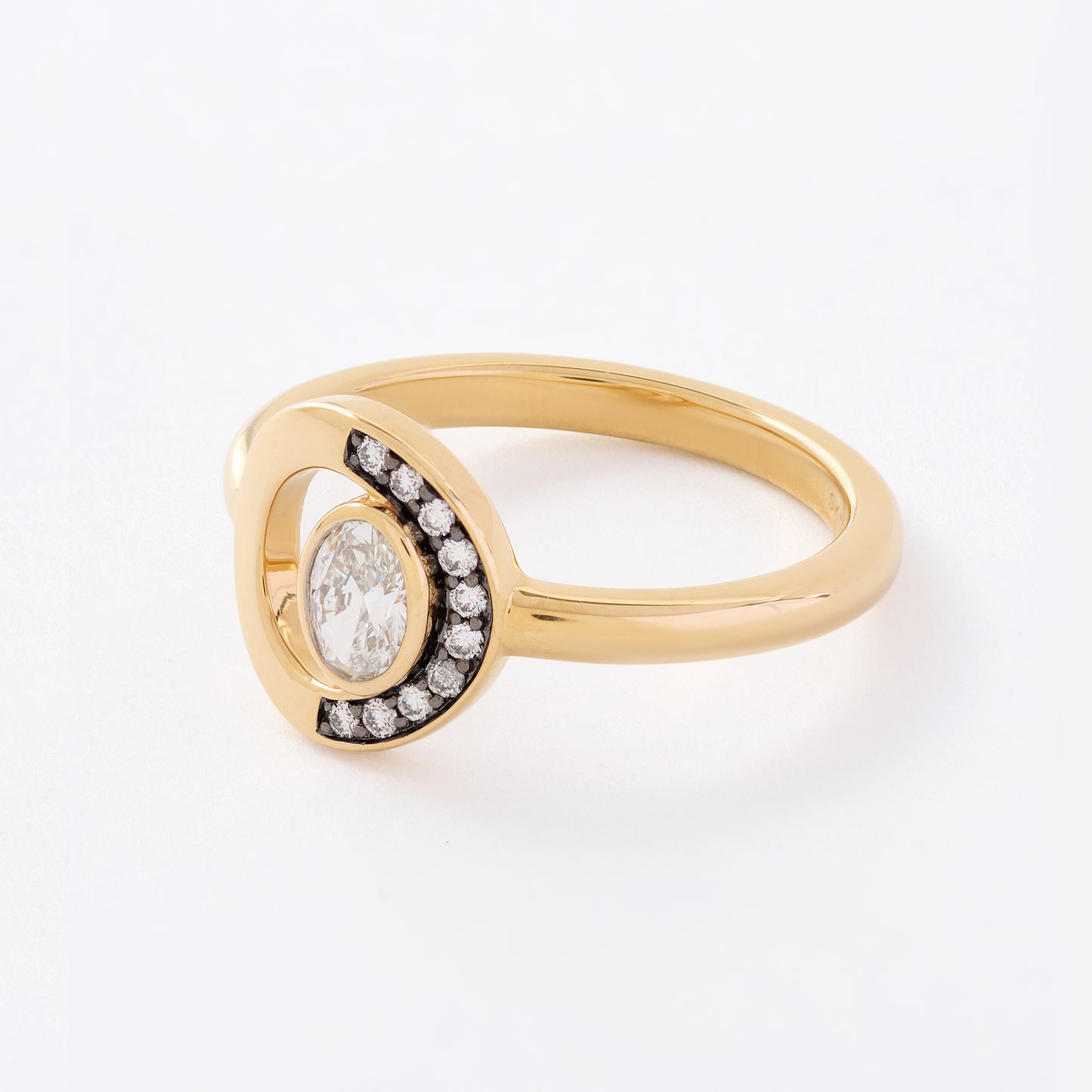 Crescent Ring 0.34ct in Yellow Gold