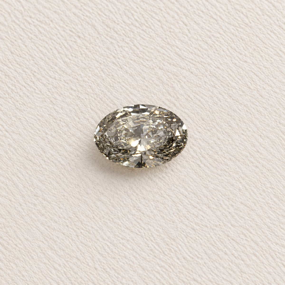 0.49ct Silver Oval VVS2 Skydiamond