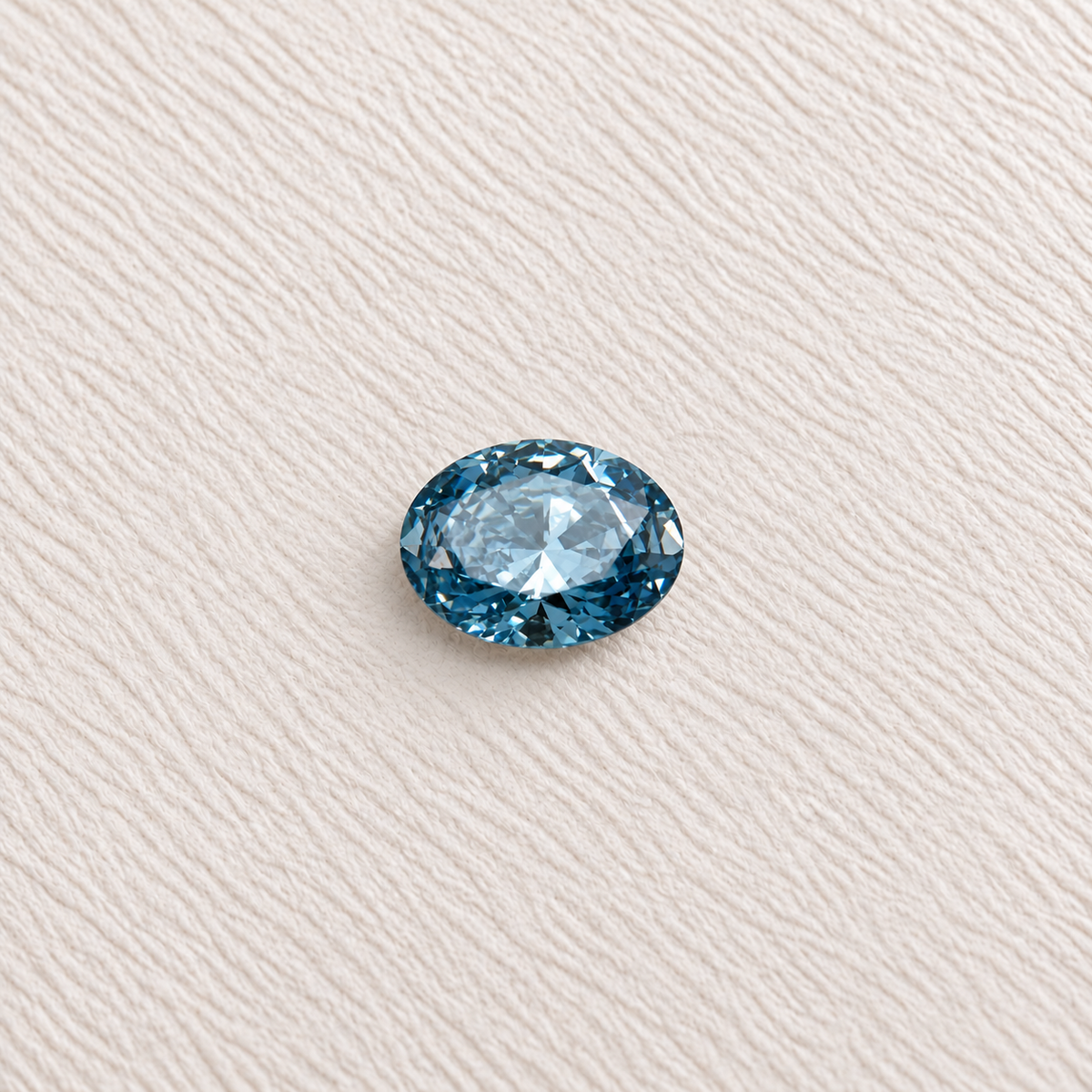 0.57ct Oval Blue VVS2 SkyDiamond
