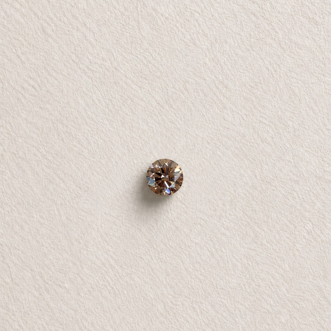 0.74ct Pink Round Brilliant Skydiamond