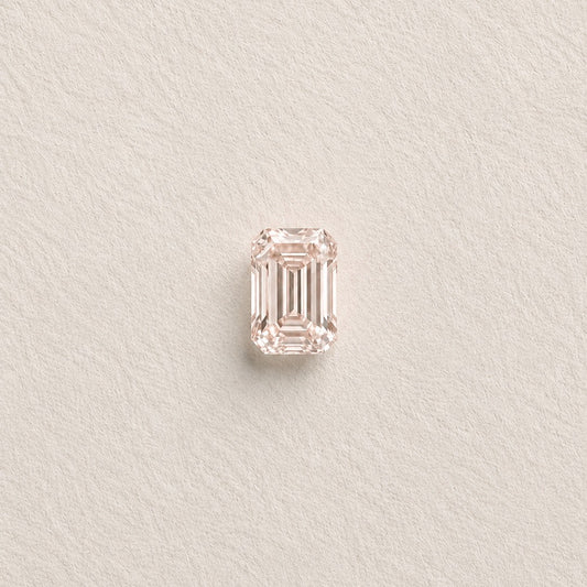 0.86ct Pink Emerald Skydiamond