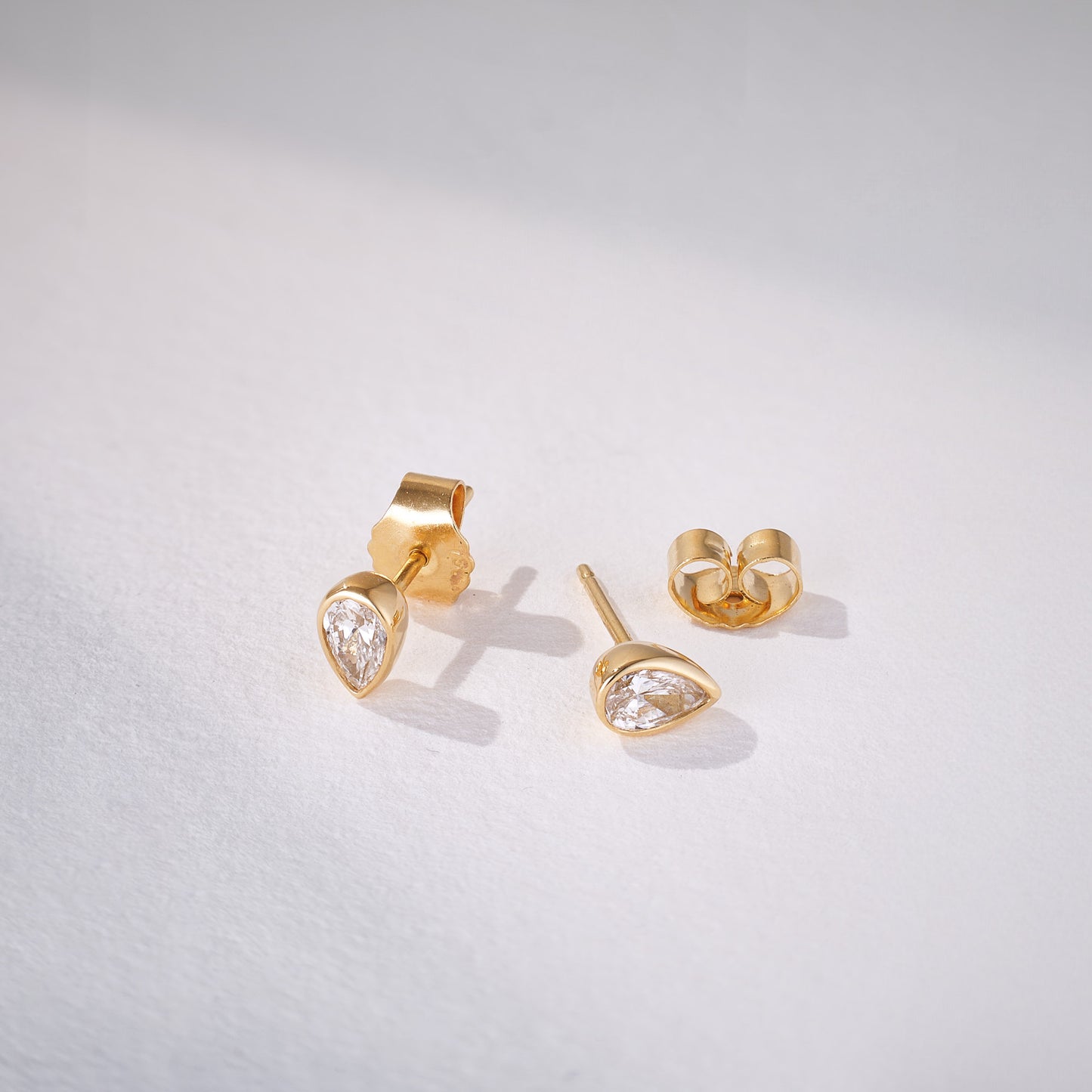 Pear Cut Modern 0.48ct Studs in 18ct Yellow Gold