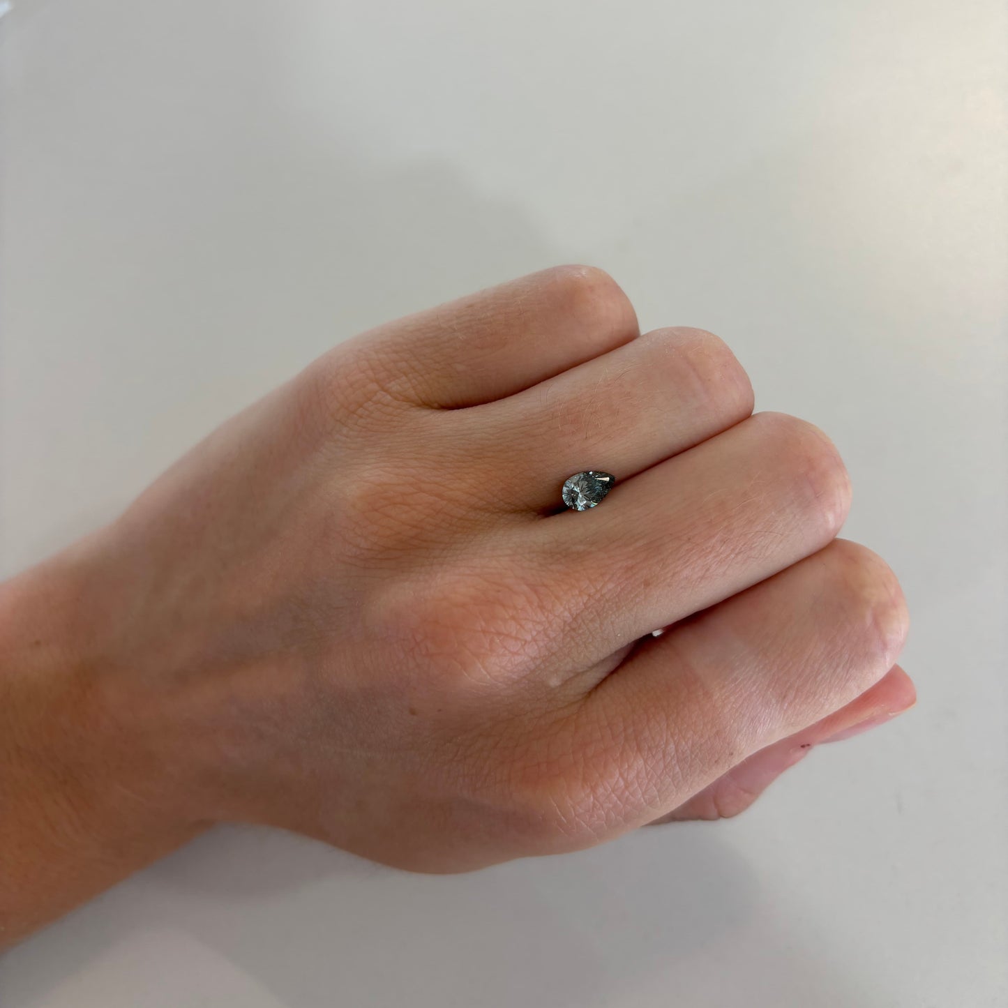 0.51ct Teal Pearshape Skydiamond