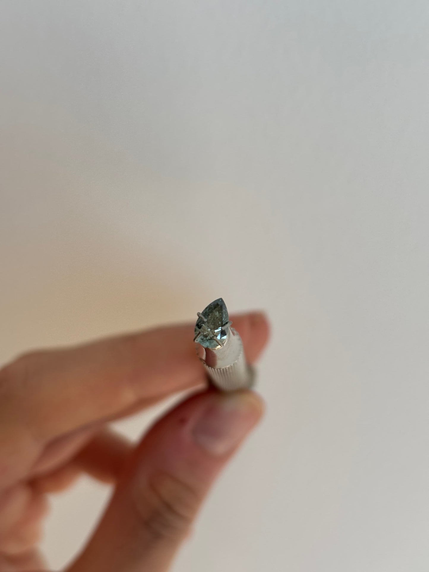 0.51ct Teal Pearshape Skydiamond