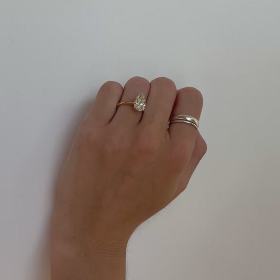 pear cut solitaire diamond