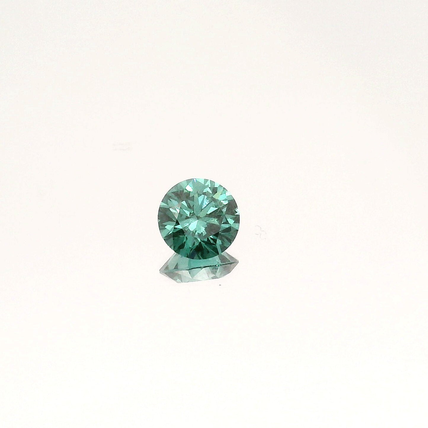 1.02 Carat Teal Round Skydiamond